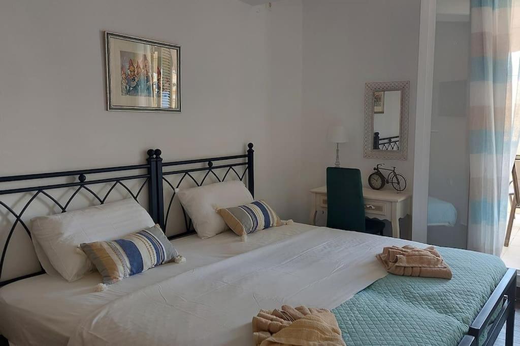 Old Port View Apartment, Διαμέρισμα Στο Κέντρο 2 Υπνοδωματίων Corfu  Esterno foto