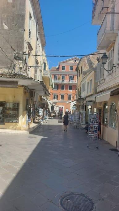 Old Port View Apartment, Διαμέρισμα Στο Κέντρο 2 Υπνοδωματίων Corfu  Esterno foto