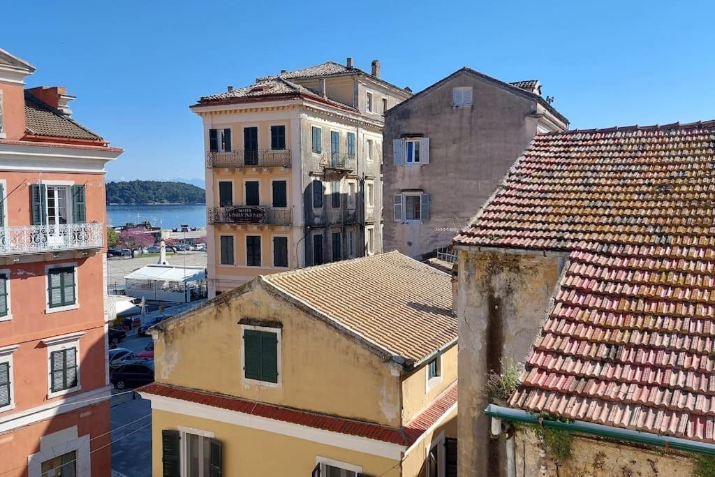 Old Port View Apartment, Διαμέρισμα Στο Κέντρο 2 Υπνοδωματίων Corfu  Esterno foto